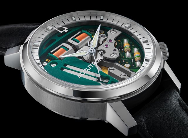 ブローバの電子式音叉腕時計