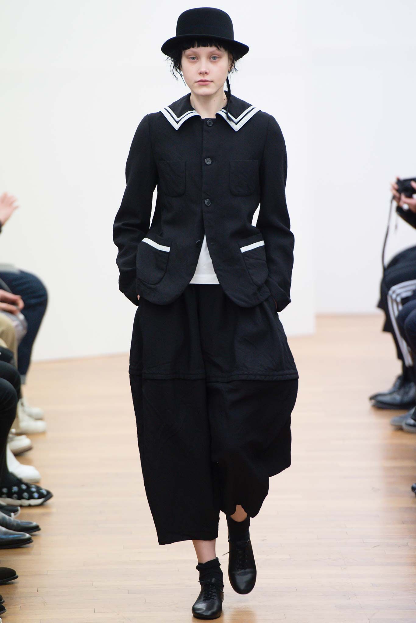 Comme des Garçons Comme des Garçons Fall 2015 Ready-to-Wear