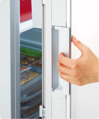 話題のセカンド冷凍庫に大容量の新機種 SF18N｜AQUA（アクア）