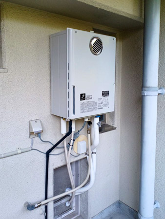 ガス給湯器•浴槽施工事例 大阪市北区 PURPOSE GX-H200Z(A)W - ガス給湯