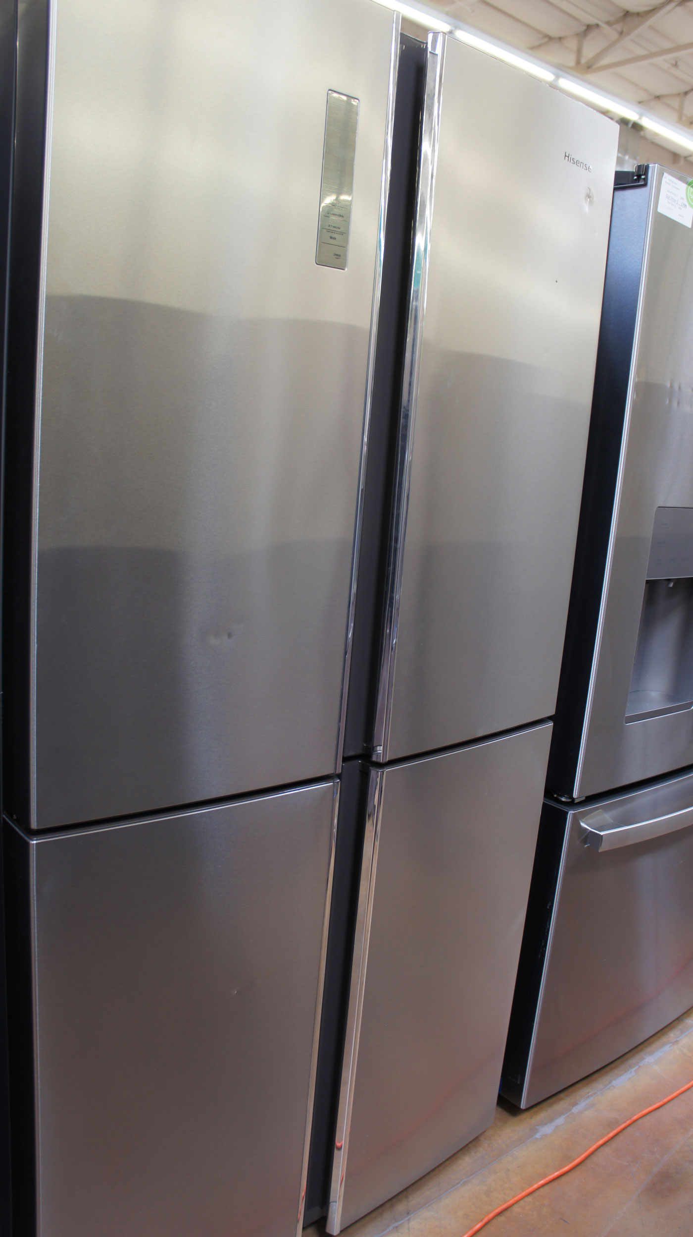 36″ Hisense HQD20058SV 20 cu.ft. French Door Refrigerator