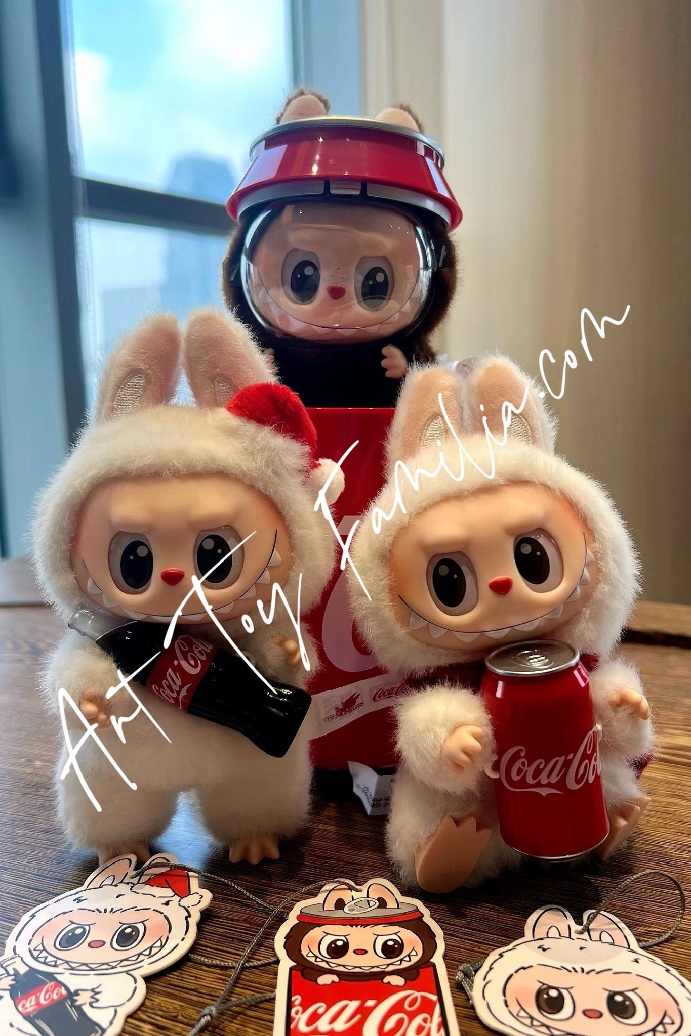 ぬいぐるみ Coca-Cola THE MONSTERS VINYL-FACE BLIND Amazon.co.jp