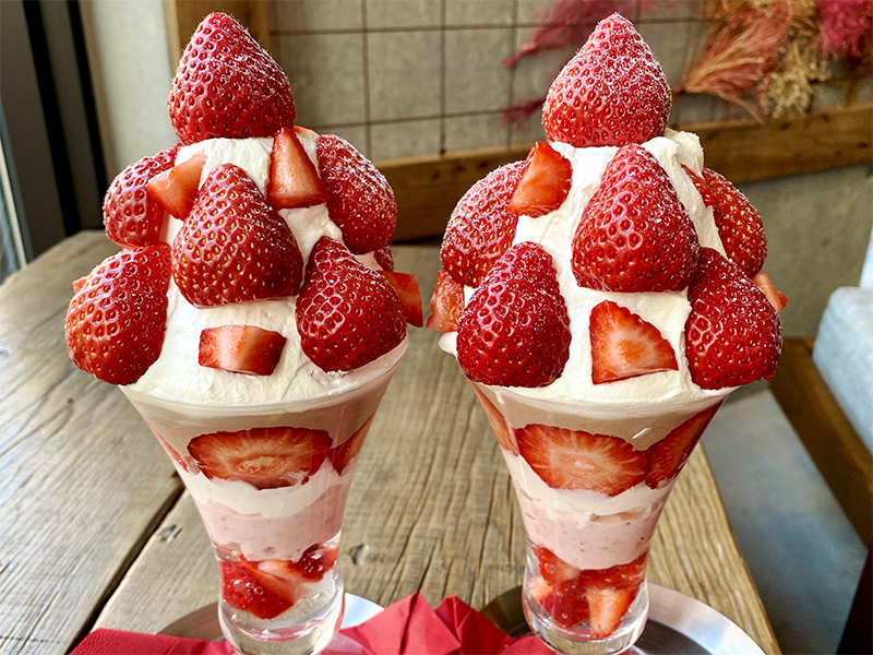 フルーツサンド有名店「ダイワ博多」で開催中の贅沢いちごフェア