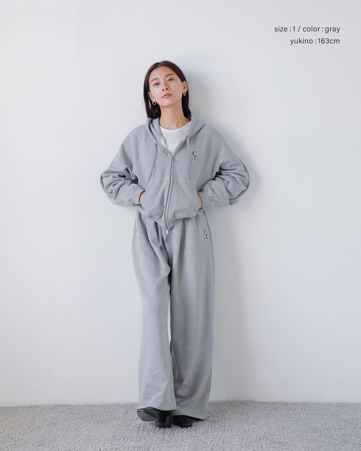 CLANE クラネ ロゴ コンパクト ジップアップ フーディー “LOGO COMPACT