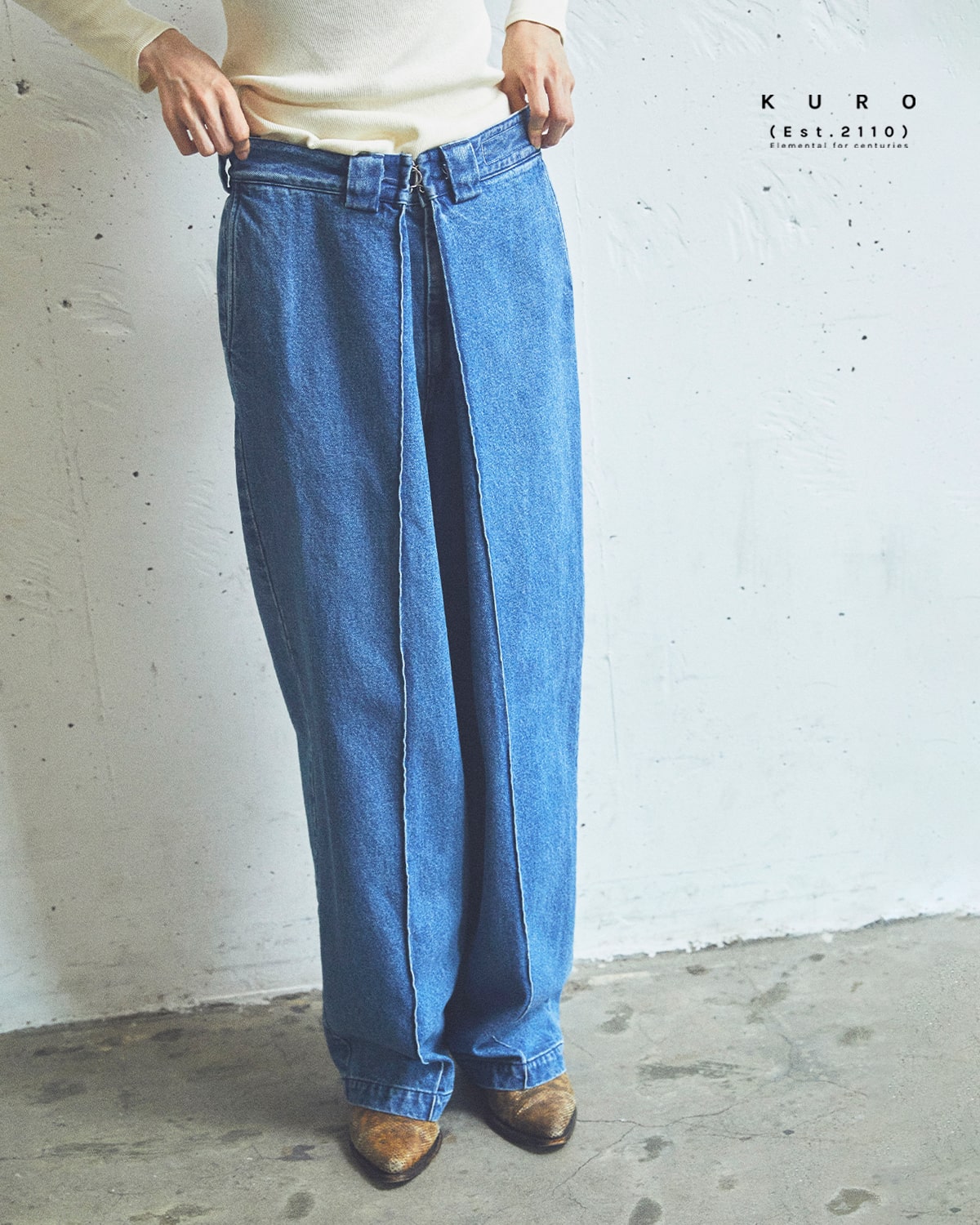 KURO クロ ビッグ タック デニム トラウザー パンツ “BIG TUCK DENIM