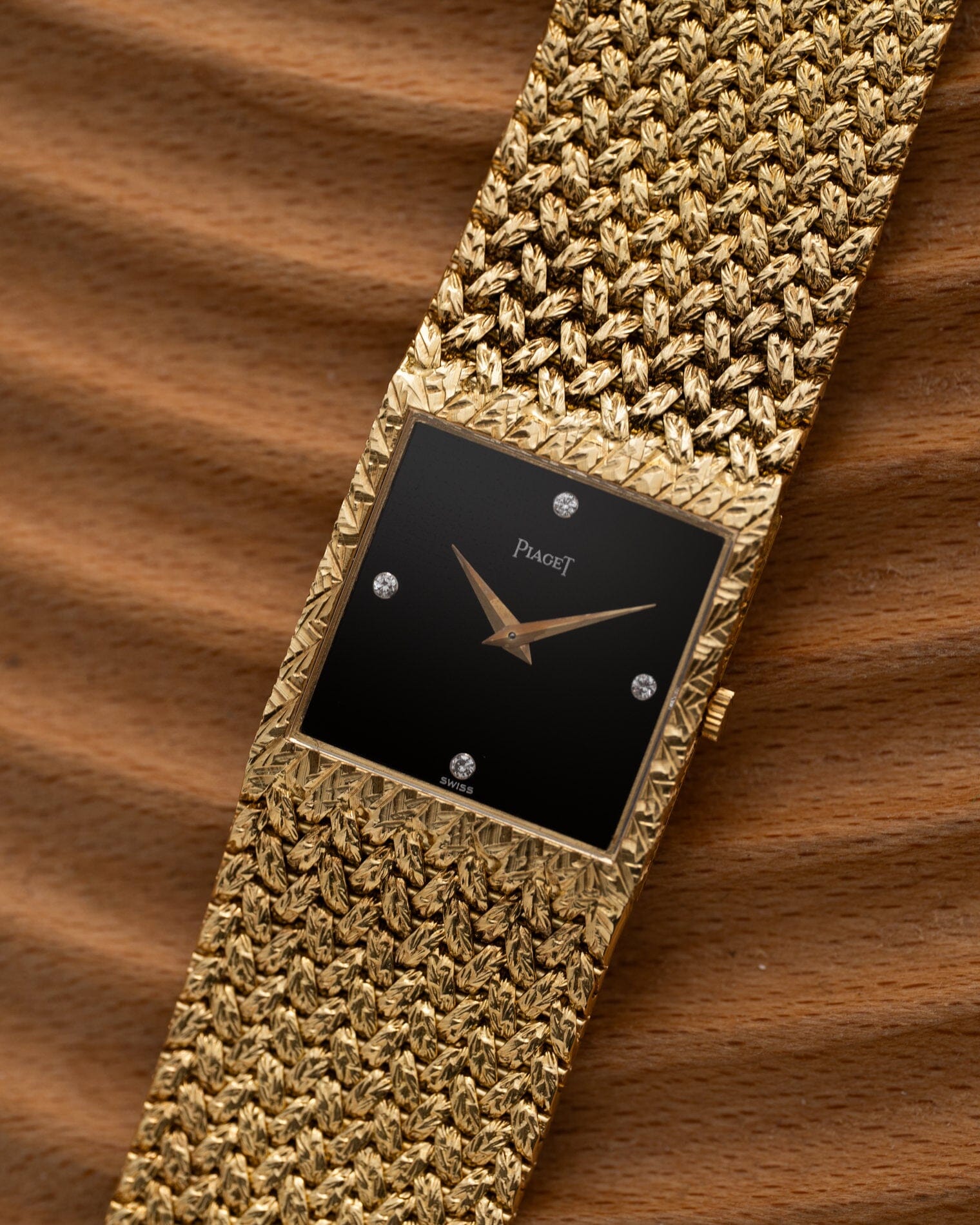 Piaget スクエア 934D2 YG 手巻き オニキスダイアル 4Pダイヤモンド