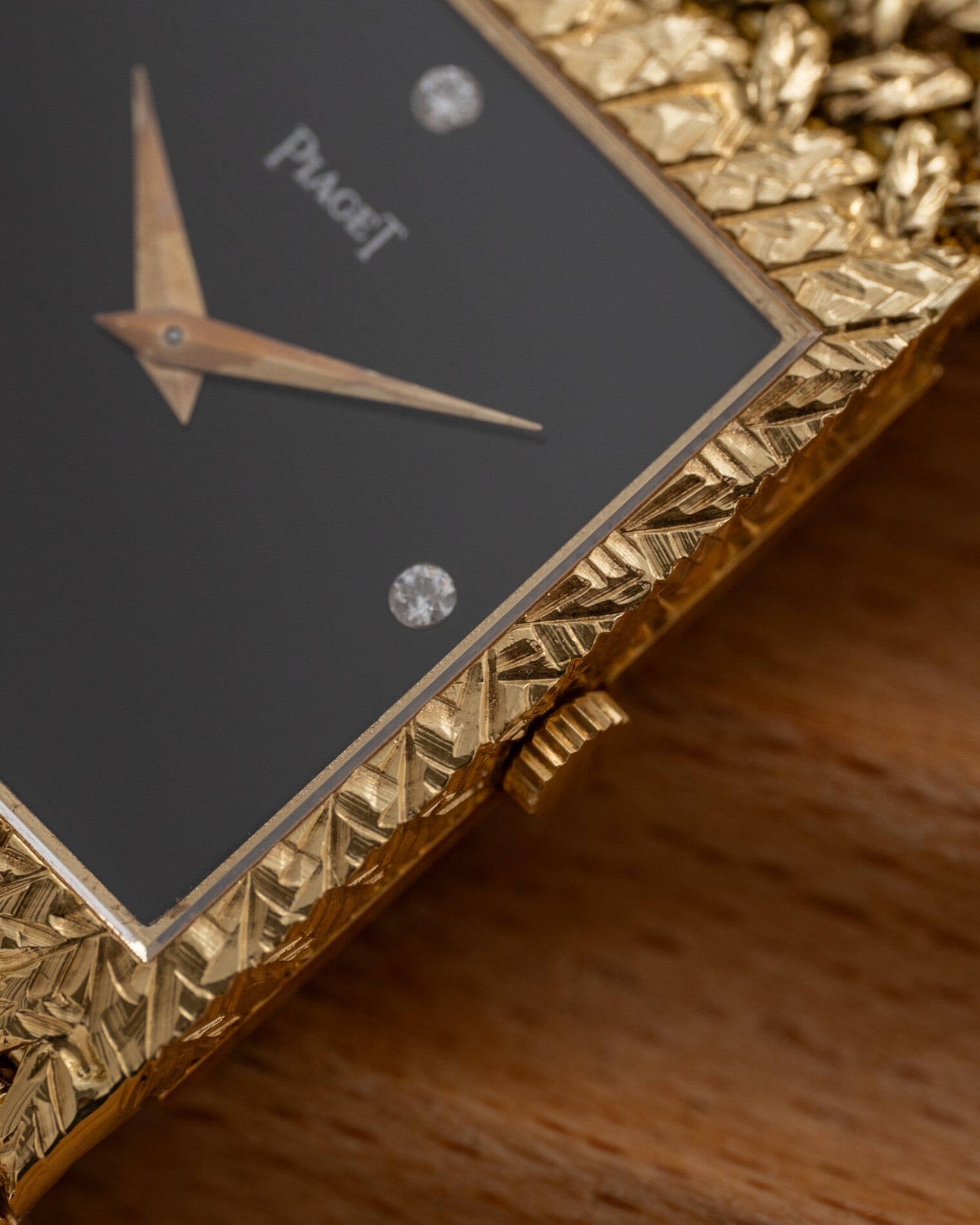 Piaget スクエア 934D2 YG 手巻き オニキスダイアル 4Pダイヤモンド