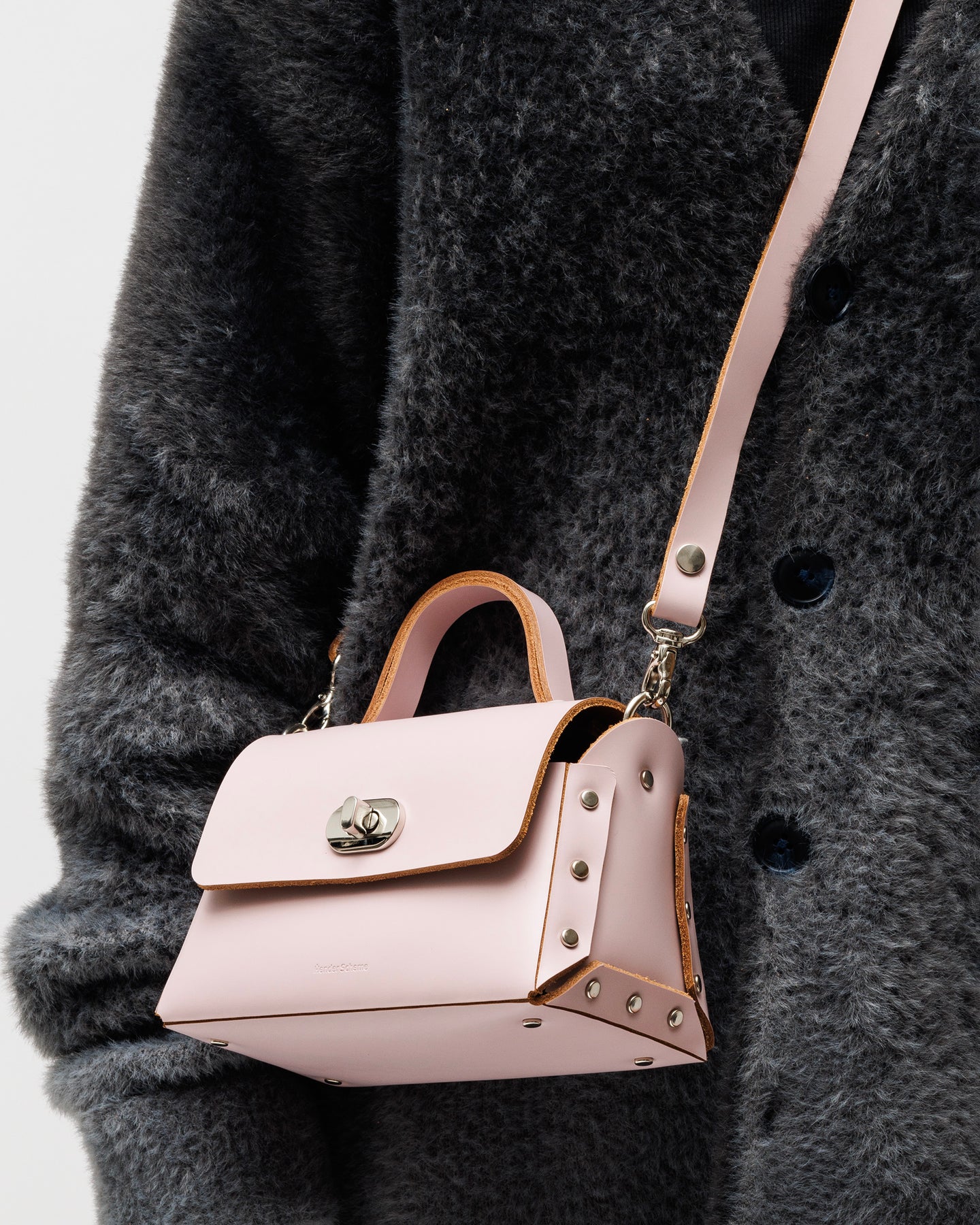 Hender Scheme assemble daikei hand bag S – A+S