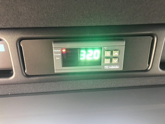 UI vehicle リアクーラー＆リアヒーターコントローラーVer2