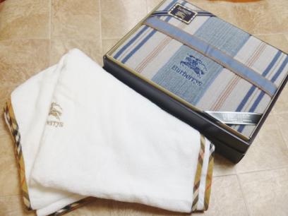 Burberrys バーバリー 羽毛肌掛けふとん 150x200cm 未使用 Burberrys