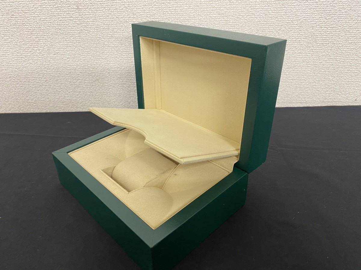 ロレックス オイスター 空箱 中サイズ 【公式通販】