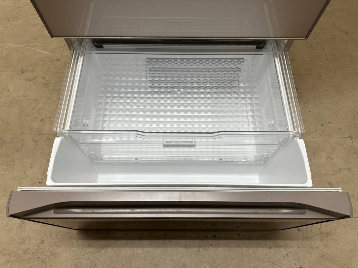 日立 HITACHI 冷凍冷蔵庫 602L フレンチ6ドア クリスタル