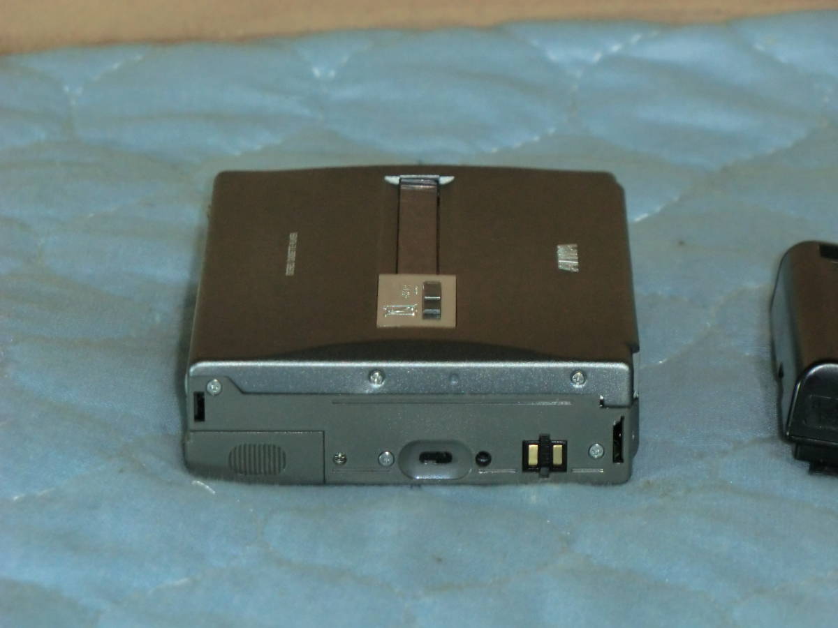 AIWA remote HS-PL35 カセットプレイヤー HS-PL35 AIWA remote STEREO