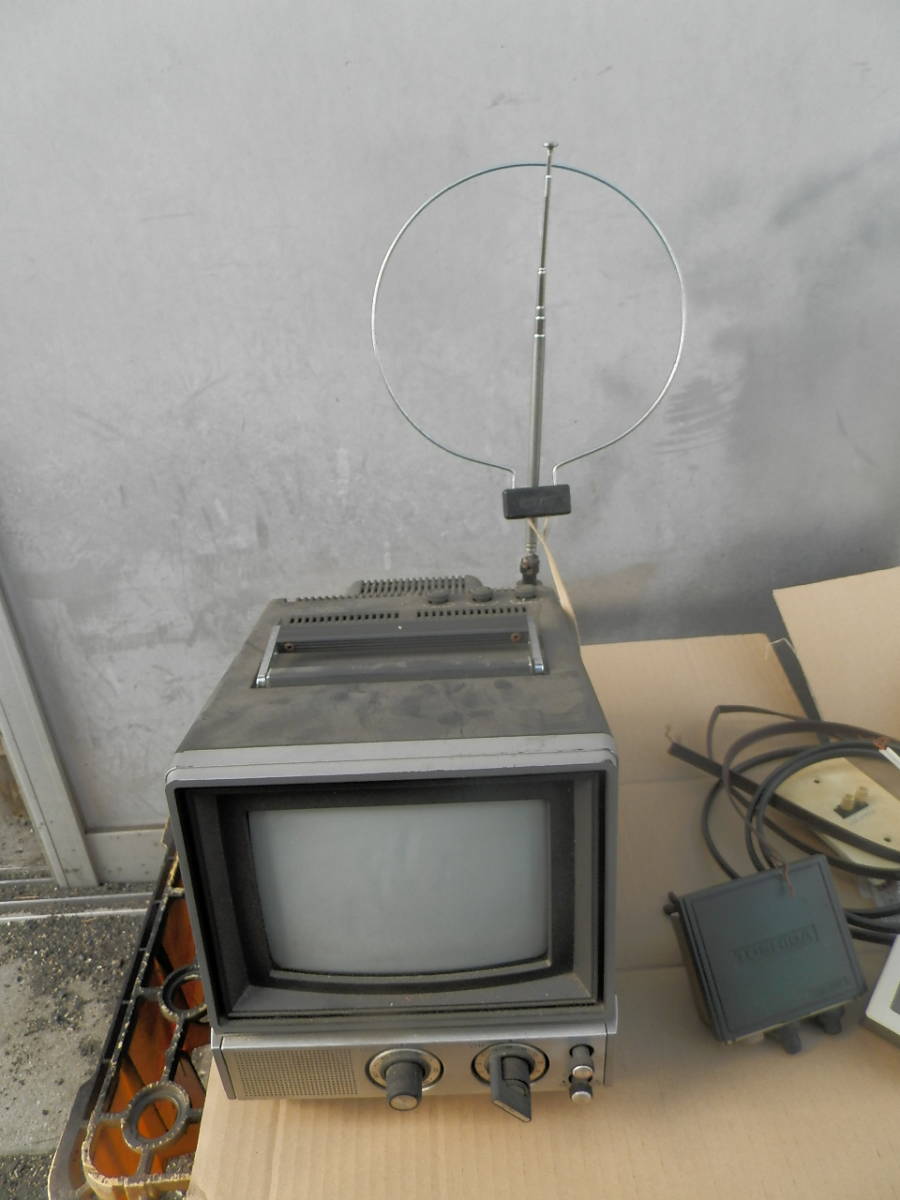 パナカラー TH8-V8 昭和レトロ 当時物 ナショナル ブラウン管テレビ