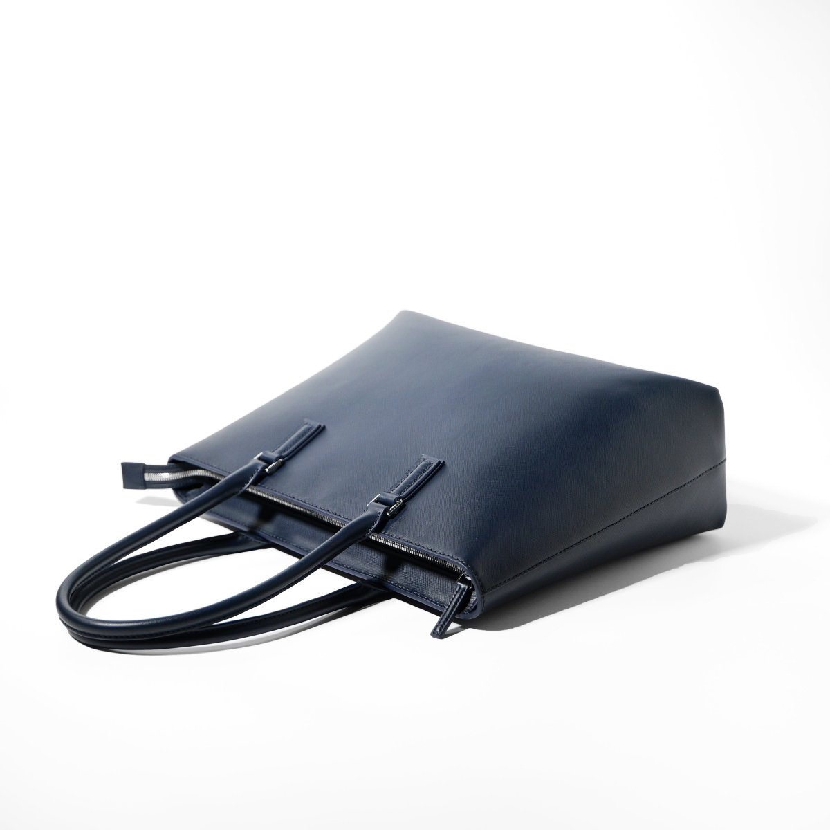 イタリアンレザートート｜aucentic(オーセンティック)