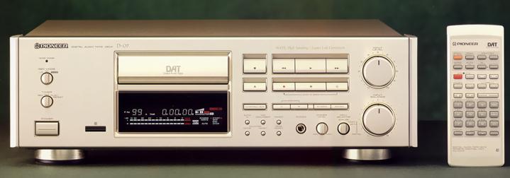 Pioneer D-07の仕様 パイオニア