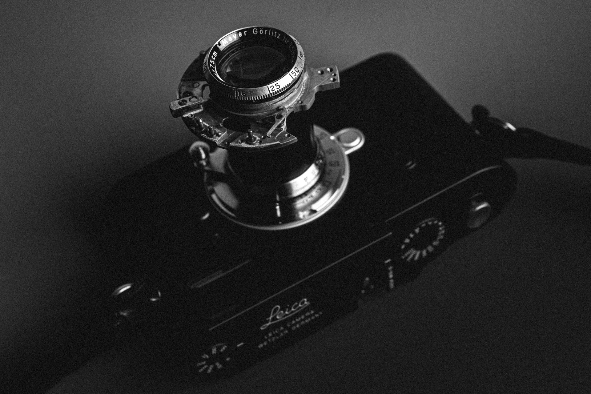 ライカで特殊なオールドレンズを楽しむ（Mマウント改造編） | ライカ