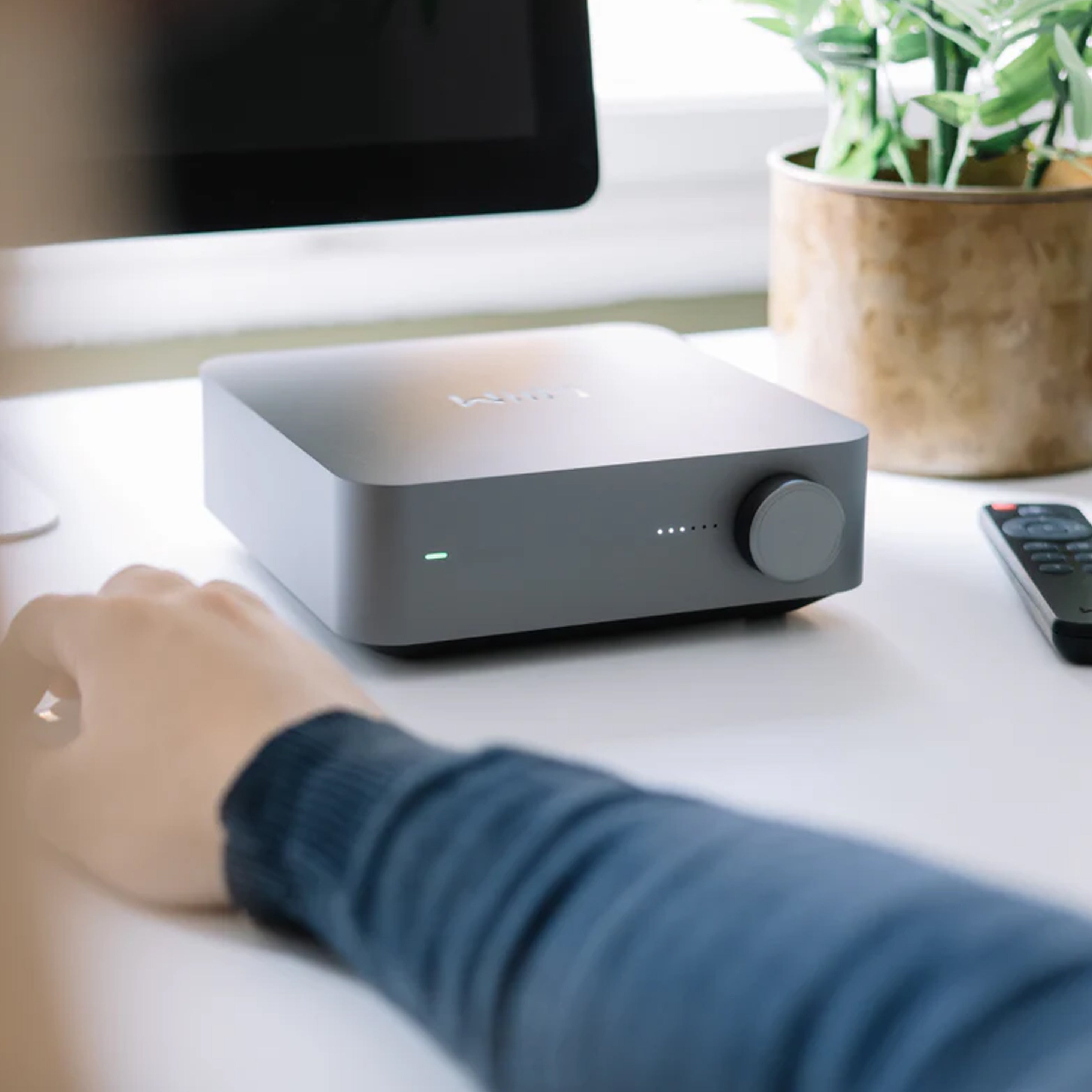 Wiim Amp Pro - Multiroom Streaming Integrated Amplifier – AV Shack