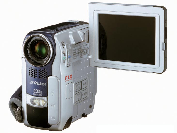 ビクター、F1.2レンズ搭載の縦型DVカメラ
