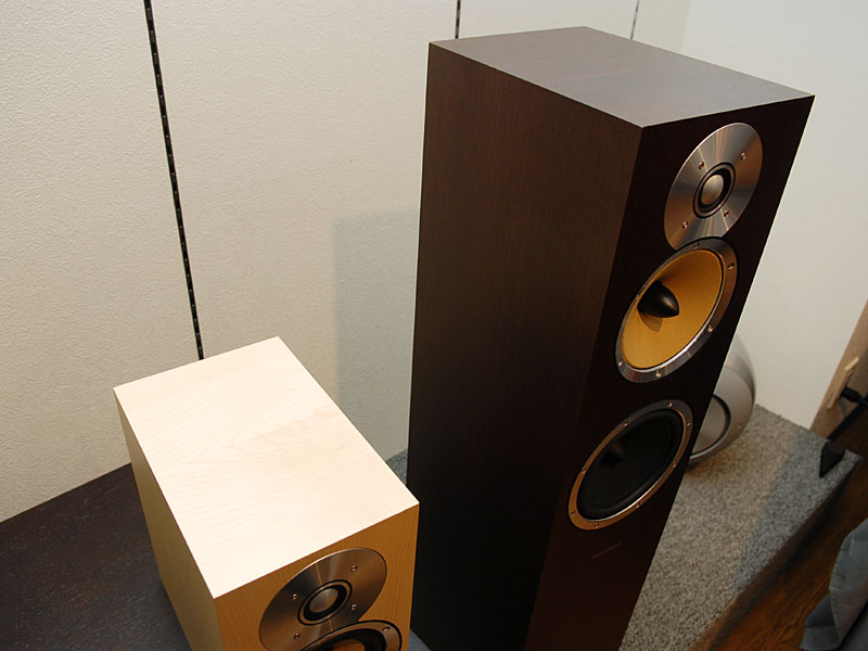 マランツ、B&Wの低価格「CMシリーズ」トールボーイ/センター