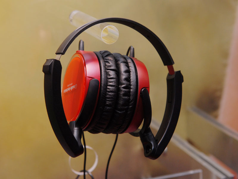 オーディオテクニカ、アートモニターヘッドフォン限定版