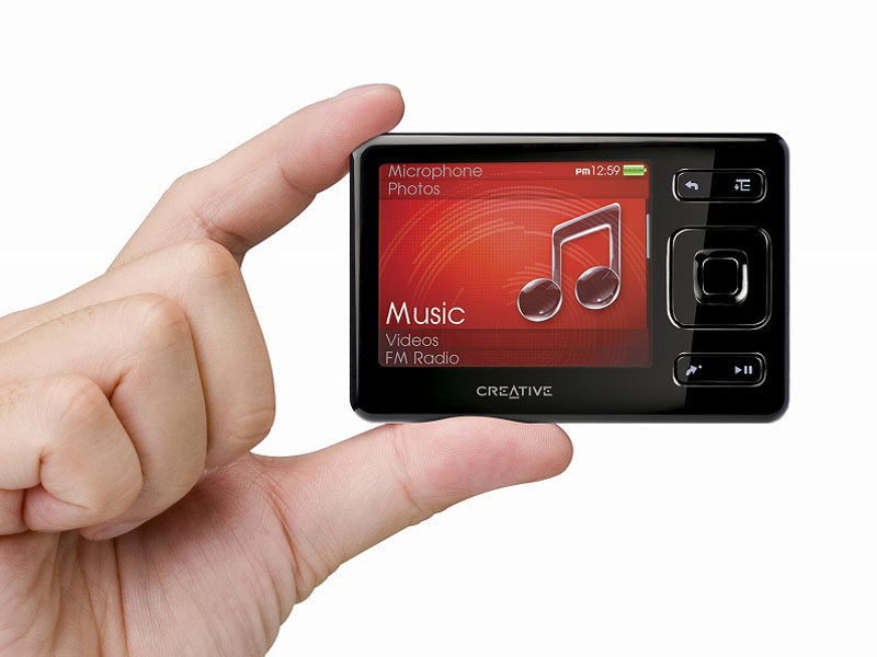 クリエイティブ、カード型プレーヤー「ZEN」の32GB