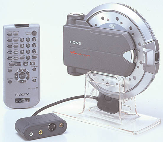 ソニー、3.5型液晶ディスプレイ付属の「DVDウォークマン」