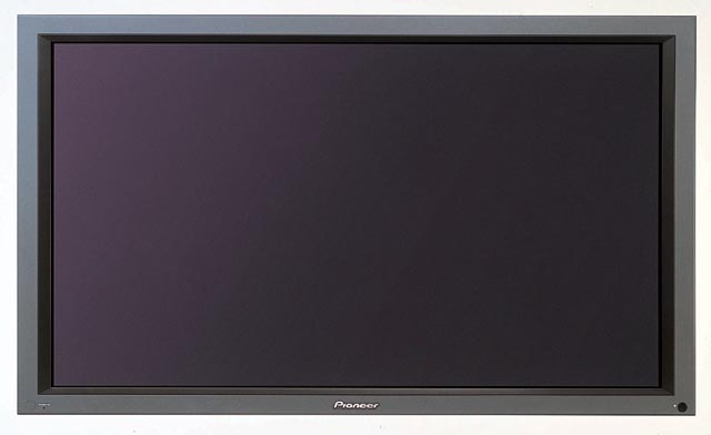 パイオニア、業務用43V型XGAプラズマディスプレイ