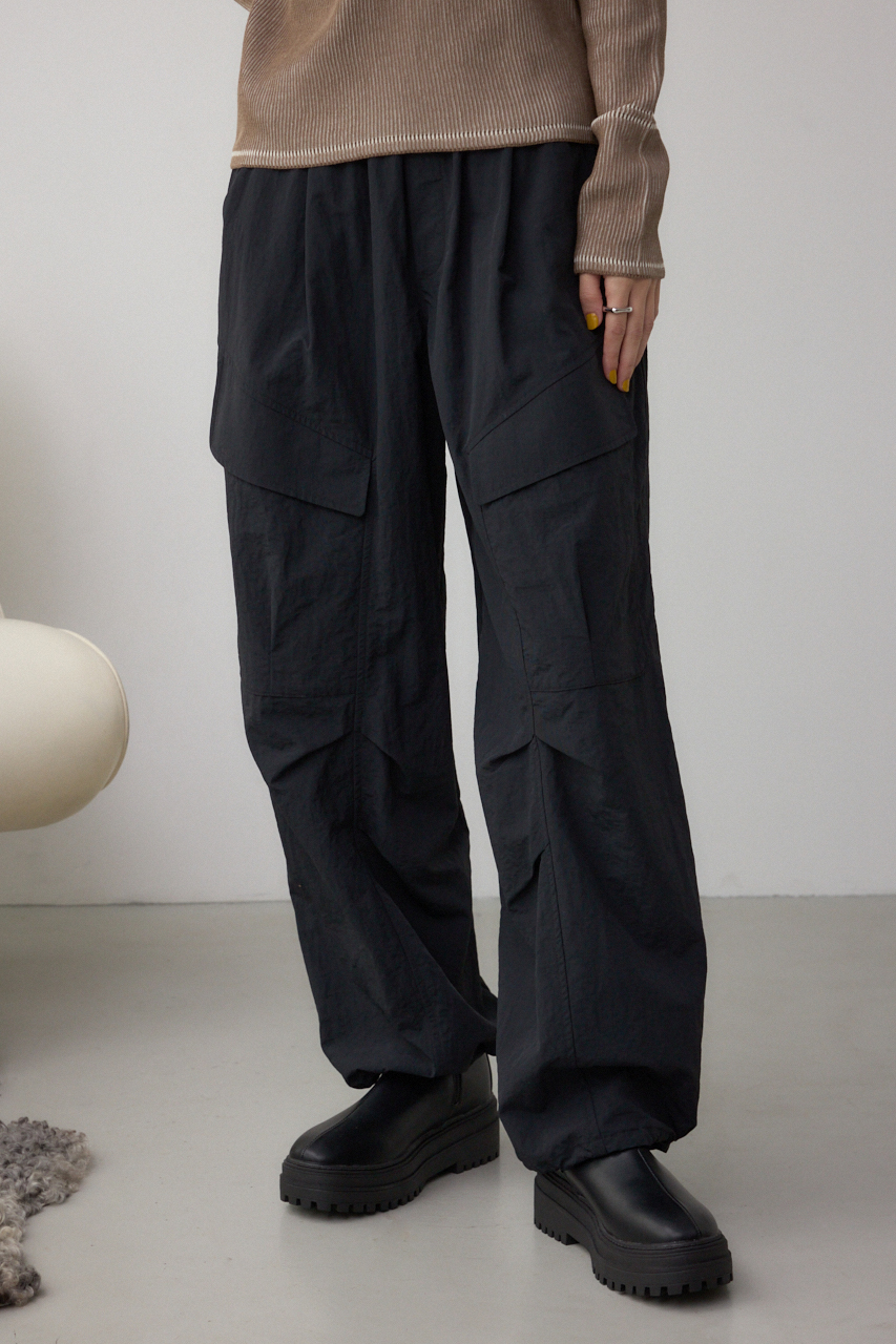 裾ドロストナイロンカーゴポケットパンツ｜WOMEN｜250IAB31-3701｜AZUL