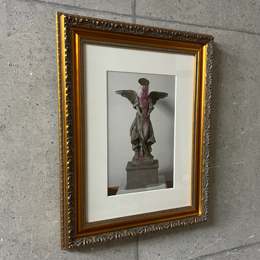 Banksy/バンクシー Angel with Paint Pot「ペンキ缶を持つ天使