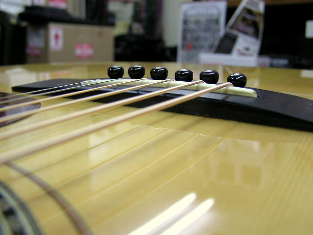 YAMAHA L-15 1980 – 神戸ギターショップ B-West