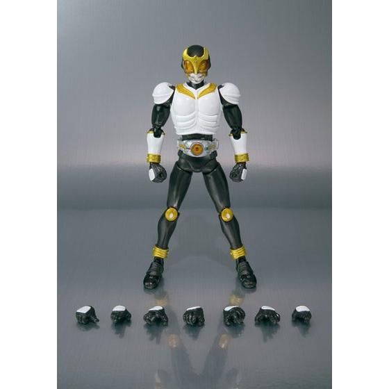 S.H.フィギュアーツ 仮面ライダークウガ グローイングフォーム | 仮面