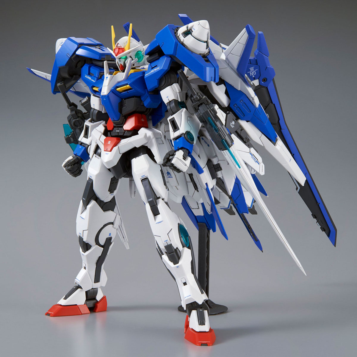 MG 1/100 ダブルオーザンライザー｜バンダイ ホビーサイト