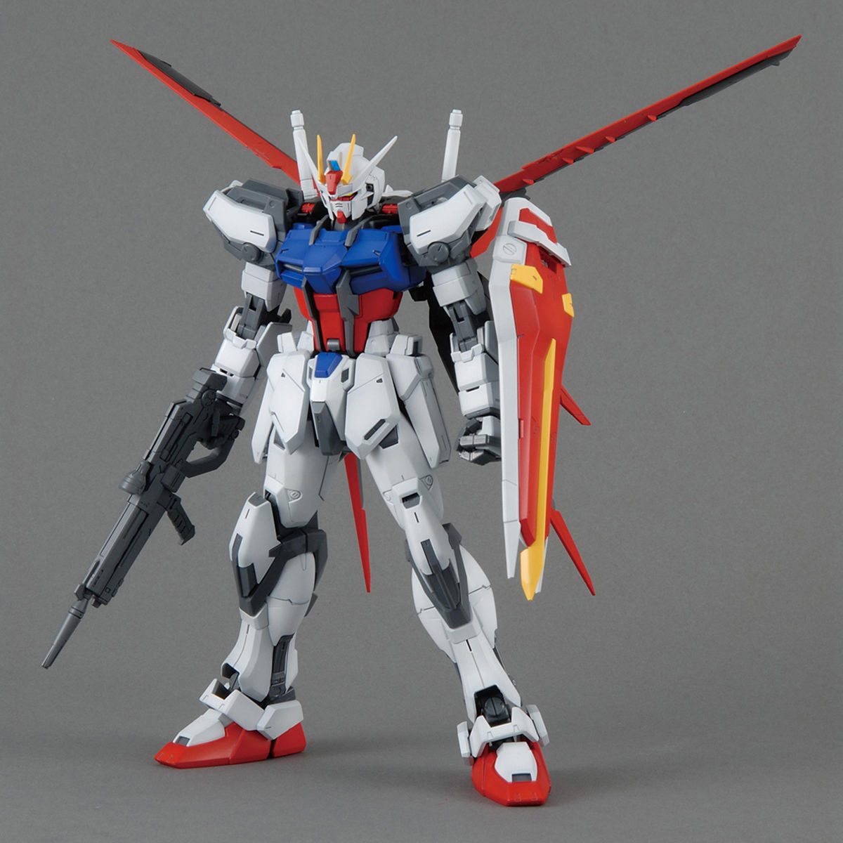 MG 1/100 エールストライクガンダム Ver．RM | 機動戦士