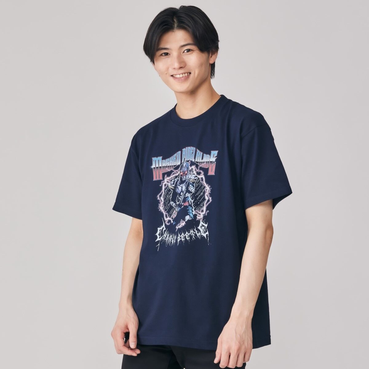 東映ヒーローTシャツ 仮面ライダー剣（ブレイド） アメコミ風デザイン