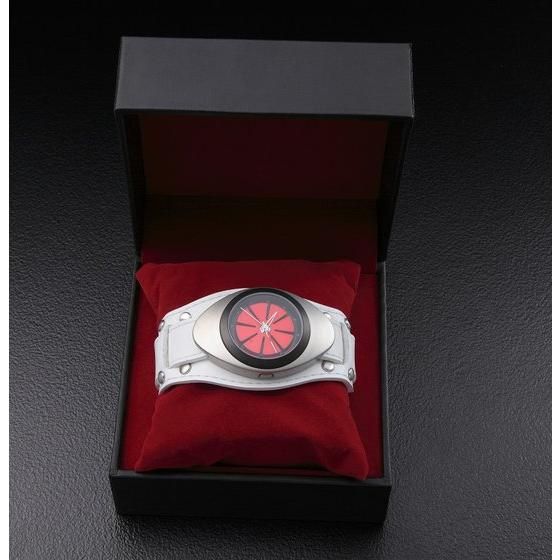 仮面ライダー1号 変身ベルト型腕時計 | 仮面ライダーシリーズ