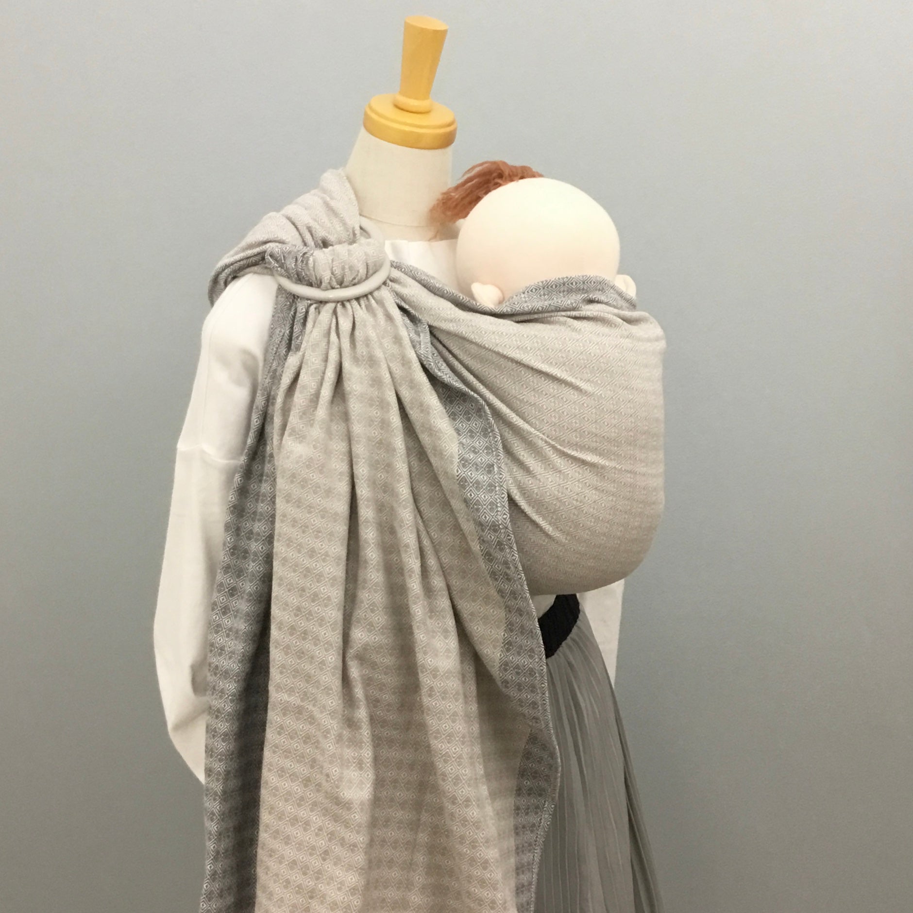 キュット ミー！823 Hishi カフェオレ×チャコール（厚手） – 北極