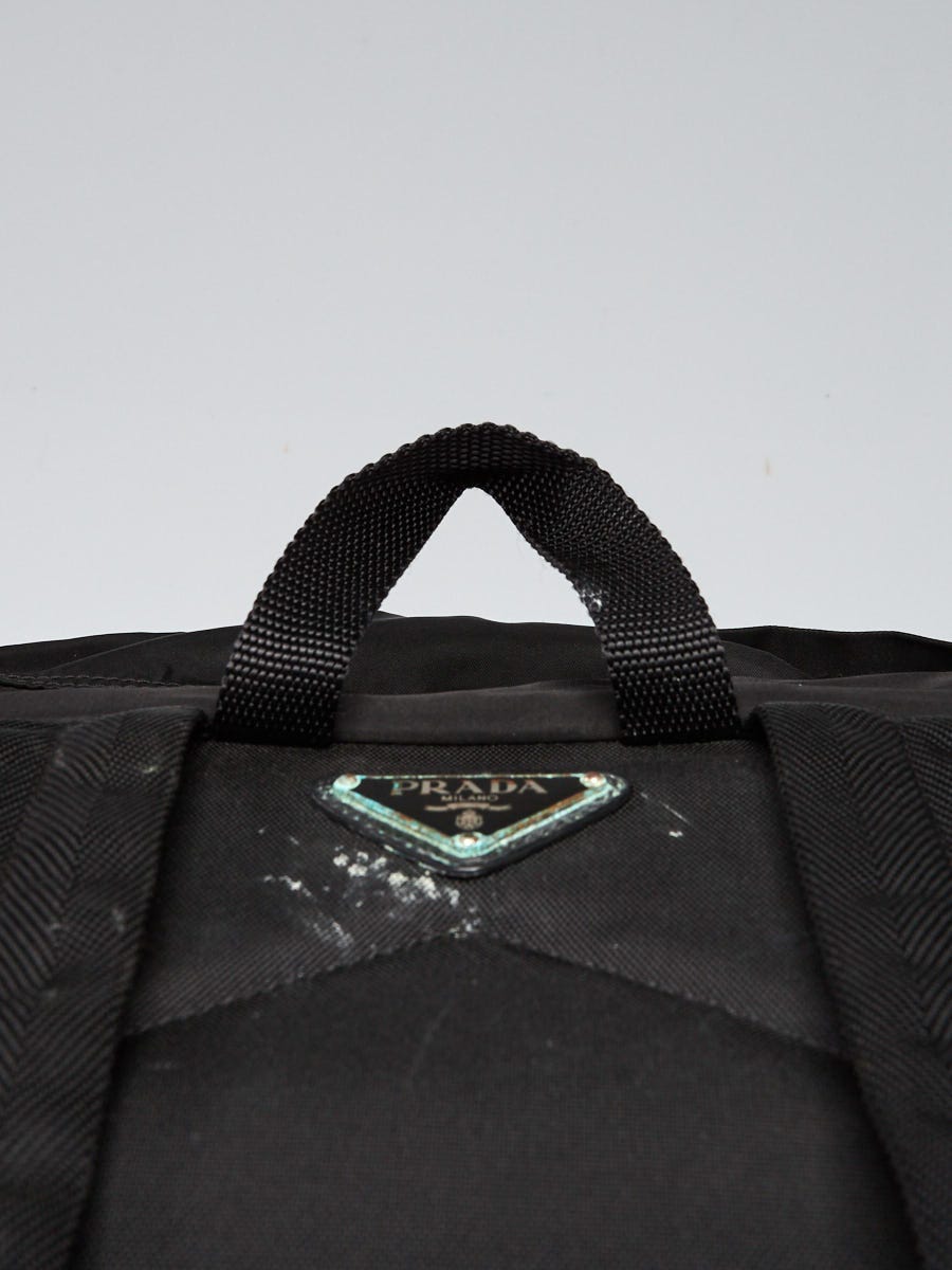 Prada Black Tessuto Nylon Large Backpack Bag V136 | Yoogi's Closet