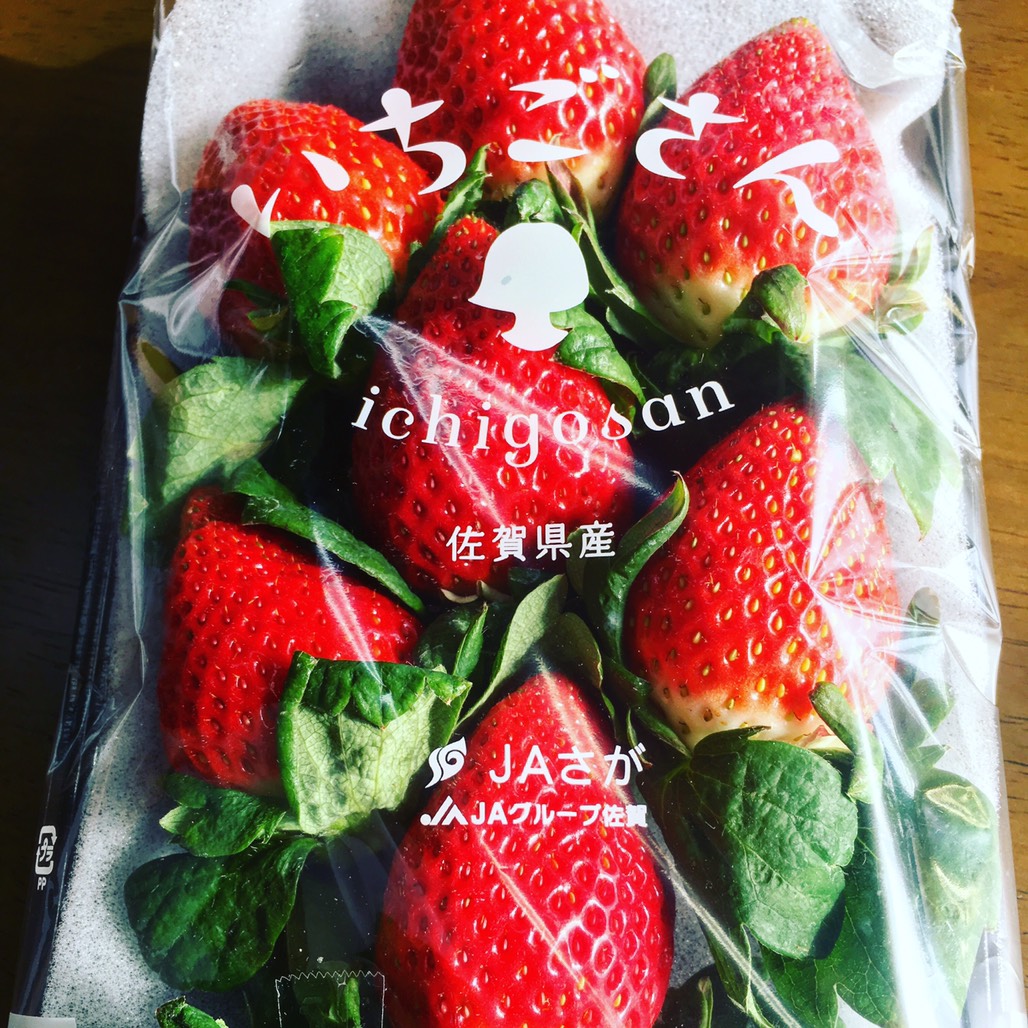 佐賀産いちごの新商品【いちごさん】strawberry SAGA 【ichigosan