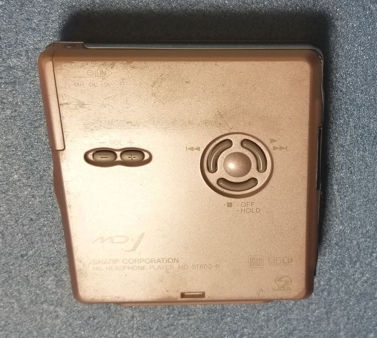 ポータブルMDプレーヤー SHARP MD-ST600 MDLP対応 完動品・動作保証