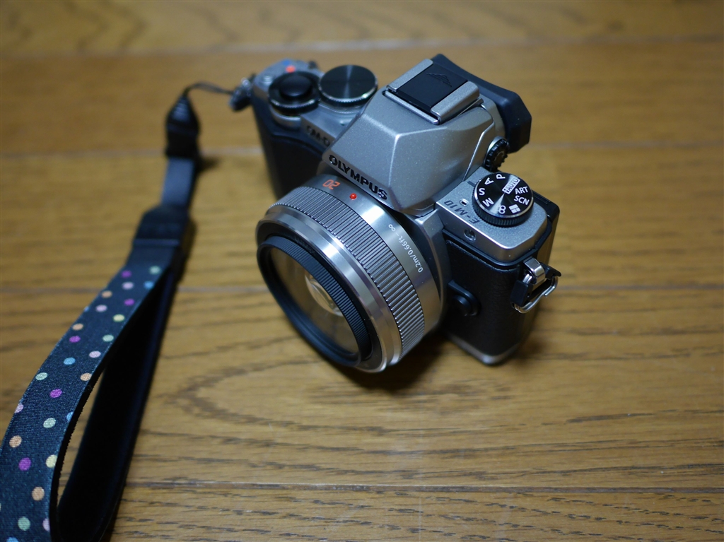 価格.com - 『E-M10に装着…うん、いい感じ。』パナソニック LUMIX G