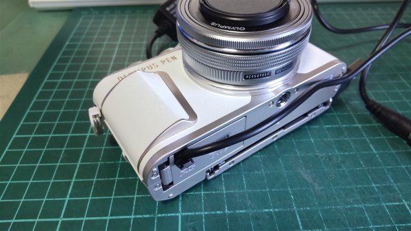 オリンパス OLYMPUS PEN E-PL10 EZダブルズームキット 価格比較 - 価格.com