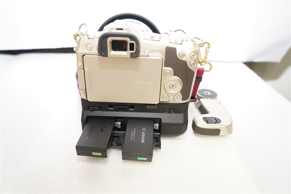 グリップとプレート』 CANON EOS RP(ゴールド) RF35 MACRO IS STM