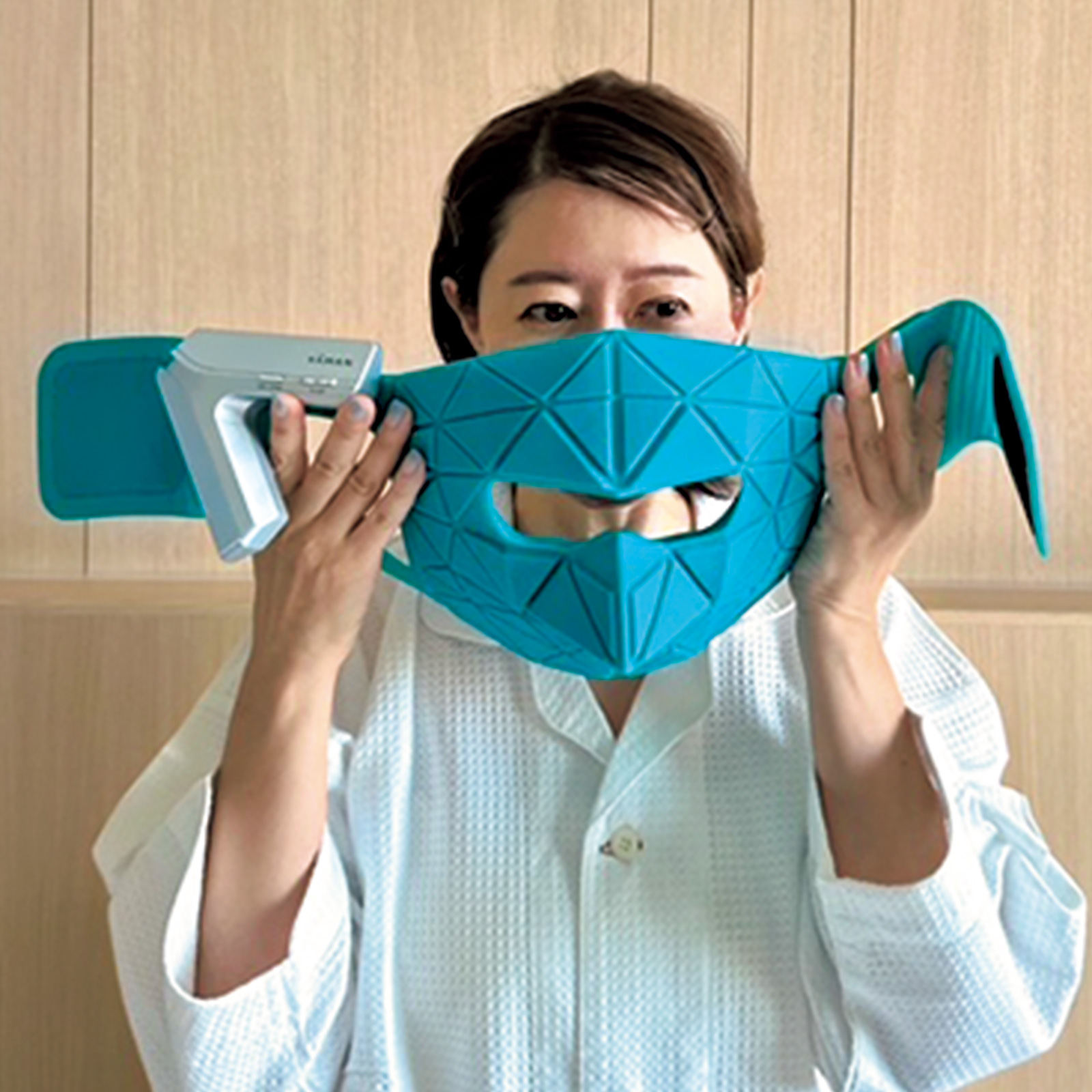 赤みやくすみが消えた…YA-MANの「フェイスマスク型美顔器」を60日間