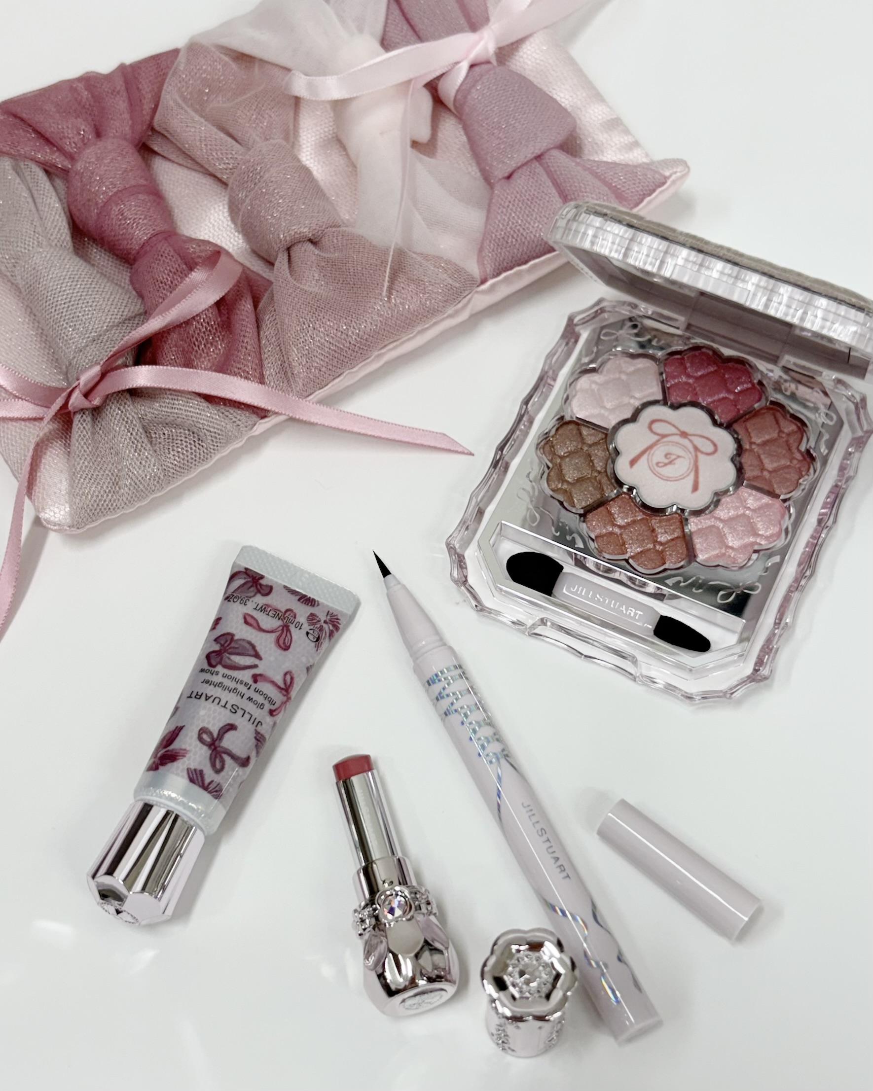 2025クリスマスコフレ】ジルスチュアートはピンク＆リボンにときめき