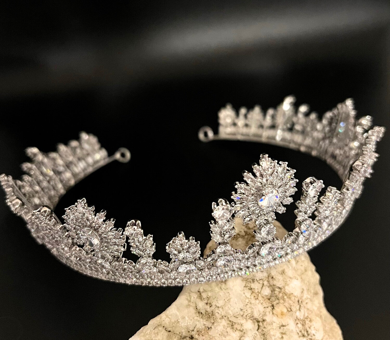 Daphne - Regal Swarovski Crystal Tiara – Bella-Tiara