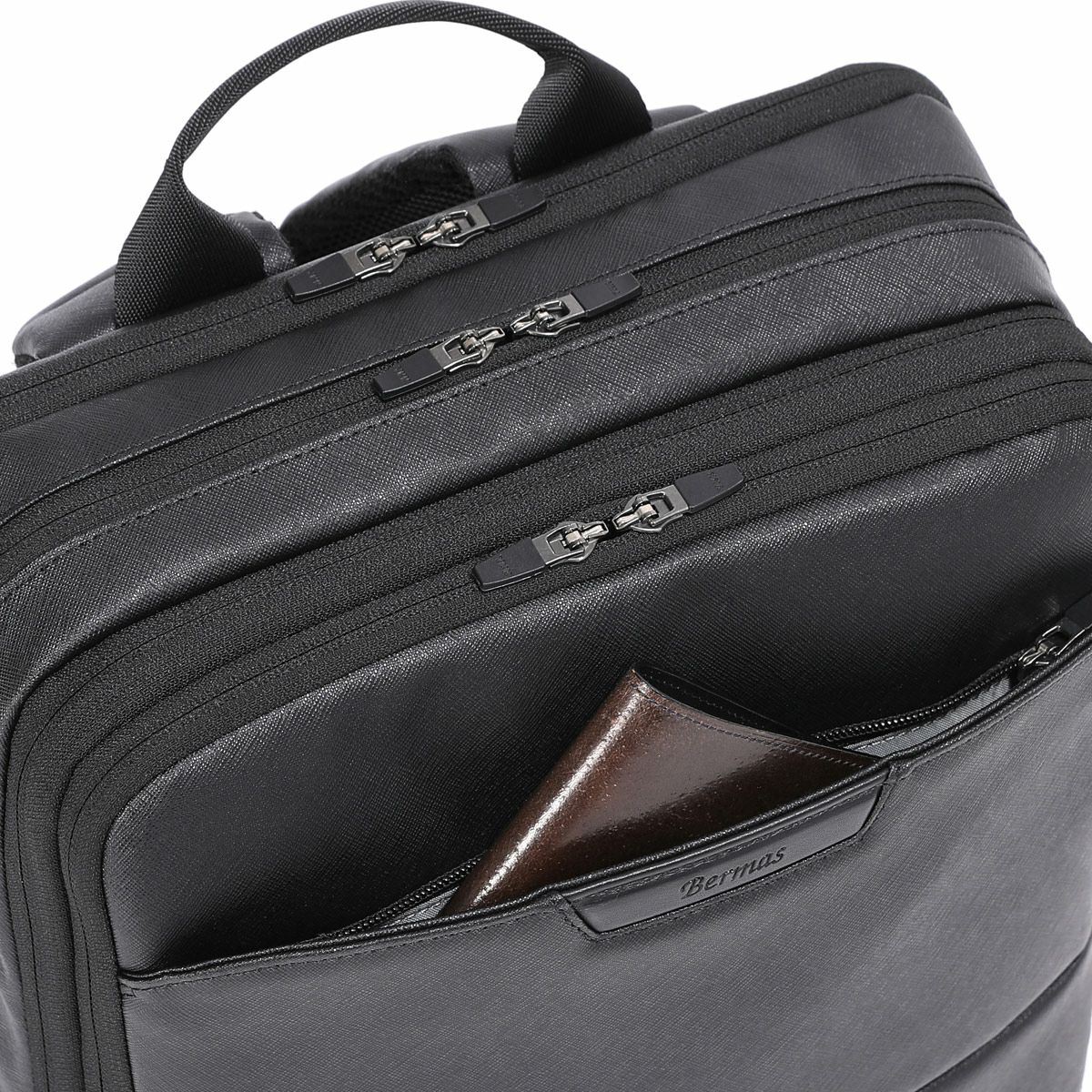 No.60647：2層リュック42cm EX6cm サフィアーノブラック【生産終了致し