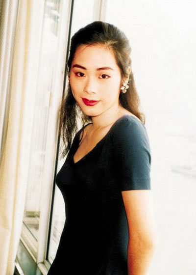 シャーリー クワン 关淑怡 | 中国語歌詞 - BitEx中国語