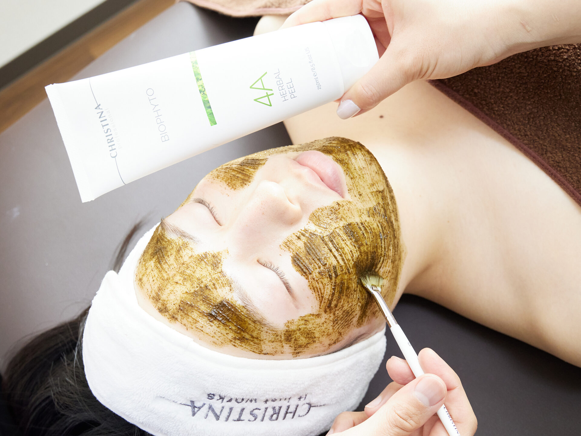 クリスティーナ『ビオフィート』 | 大阪・心斎橋の美容鍼サロン ボディ