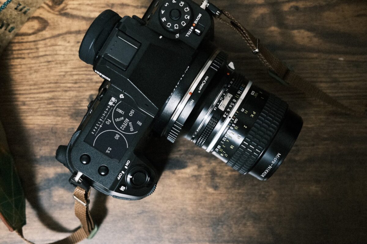 GFX × オールドレンズ。「AI Micro-Nikkor 55mm F2.8S」 | BORN SURE blog